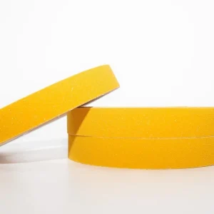 Cinta Antideslizante Amarilla Autoadhesivas – 25mm X 18mt