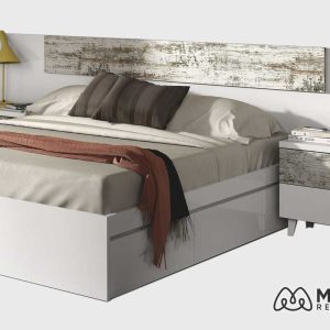 Cabecero y mesitas de noche